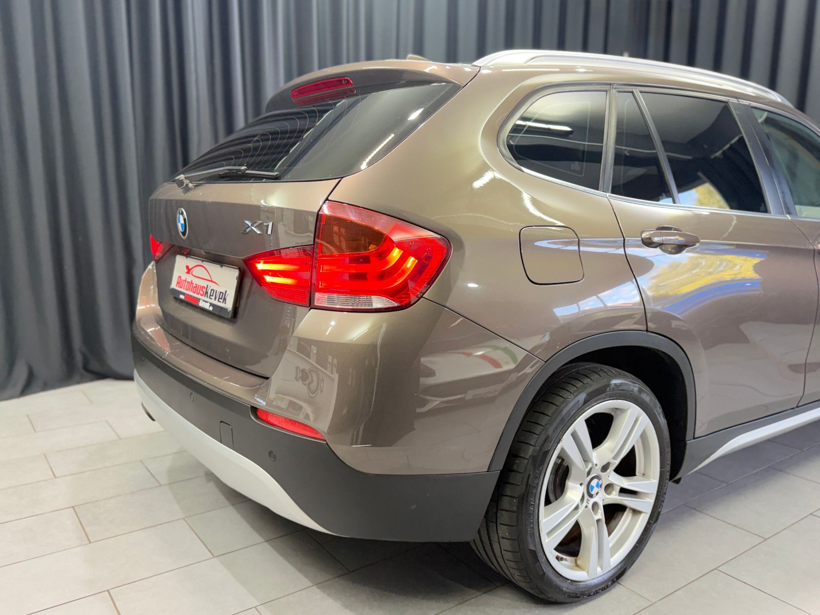 Fahrzeugabbildung BMW X1 xDrive 23d|RF-CAM|PANO|NAVI|AUTOMATIK|AHK