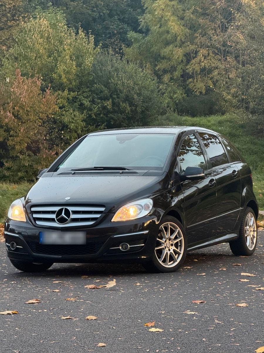Mercedes-Benz B 170