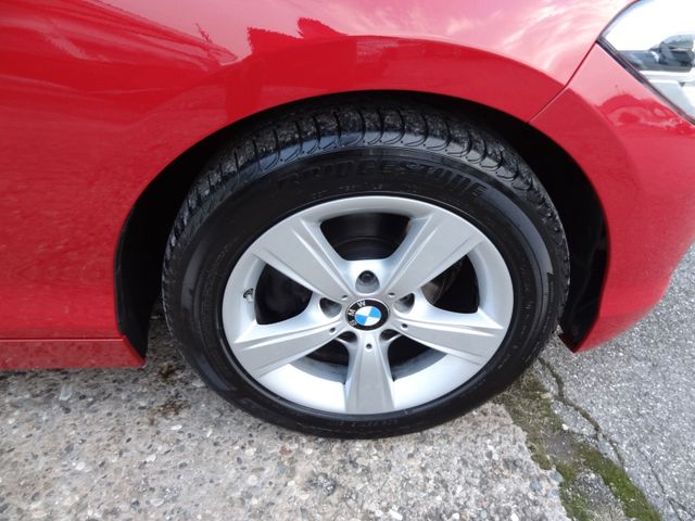 Fahrzeugabbildung BMW 118d Sport Line/1.Hd/GSD/Navi/Kam/Automatik/150P