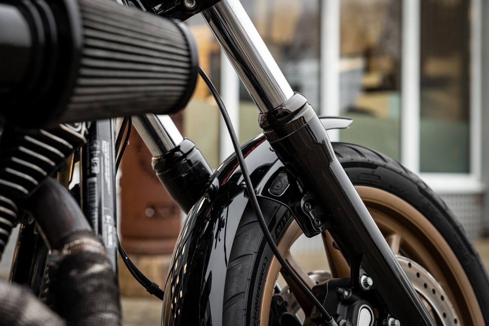 Fahrzeugabbildung Harley-Davidson FXDLS DYNA LOW RIDER S 110cui - CLUBSTYLE -