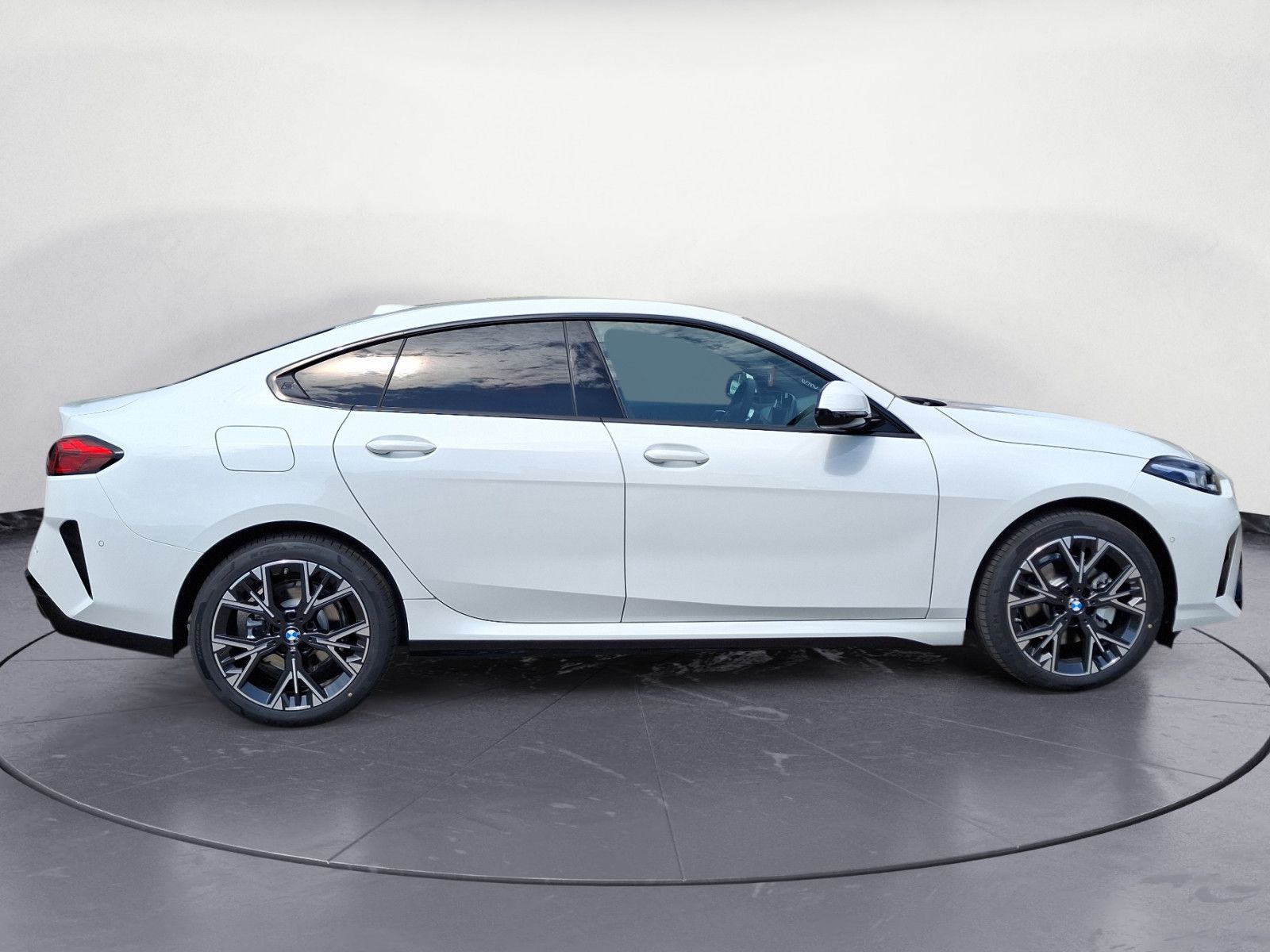 BMW 220 Gran Coupé - Bild 6