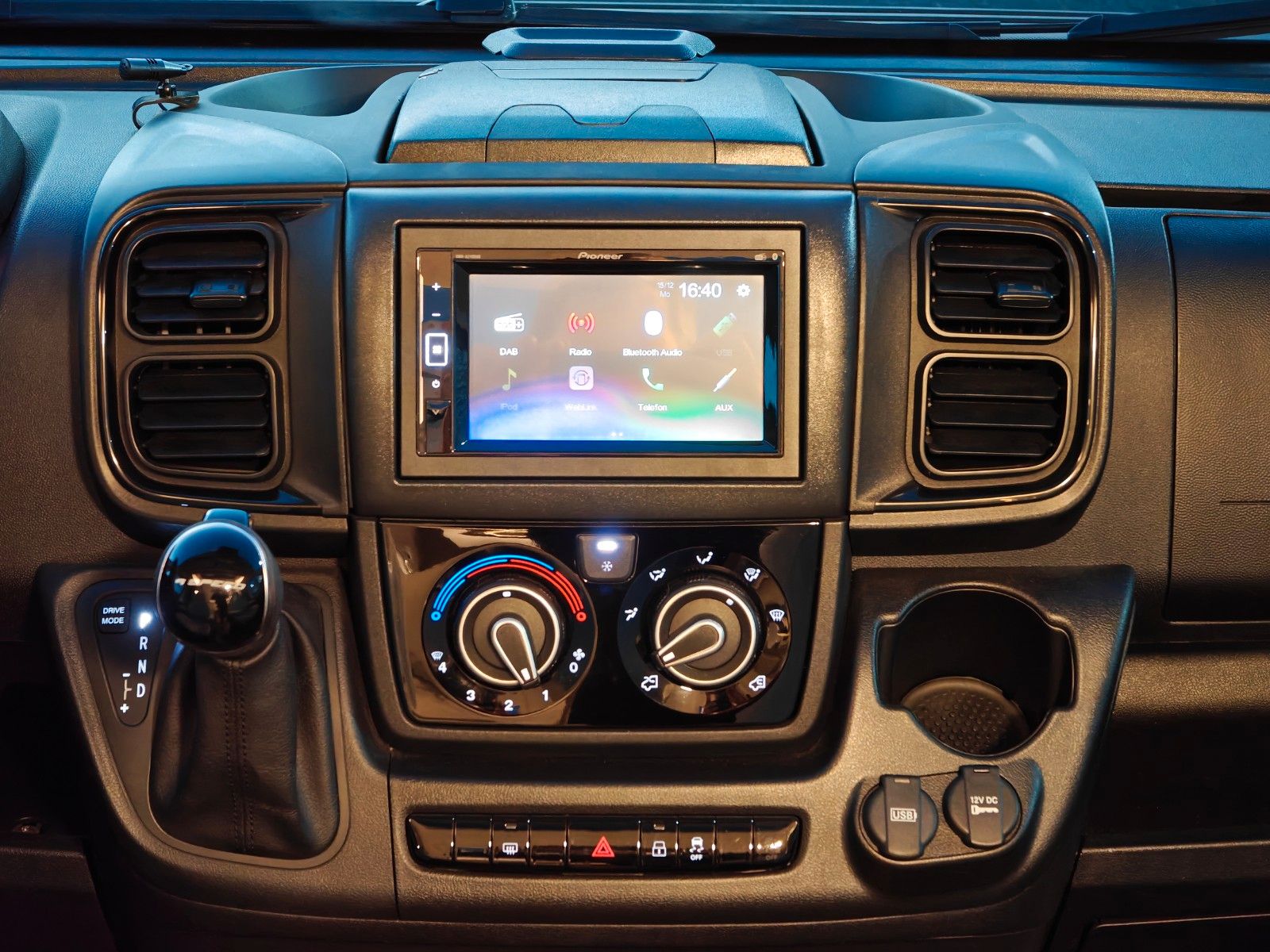 Fahrzeugabbildung Carado T-135 - SAT, TV, 2x Batterie, Solar, Automatik!