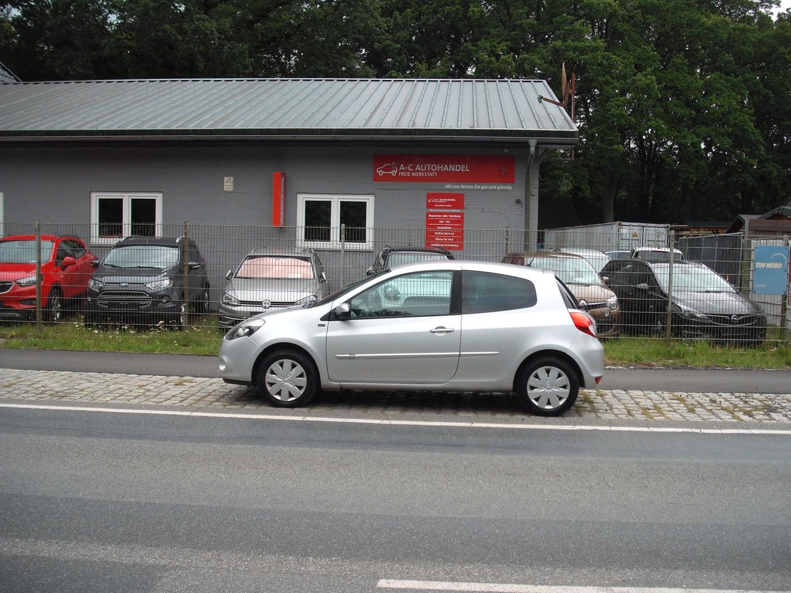 Renault Clio Yahoo 1.2 16V 75