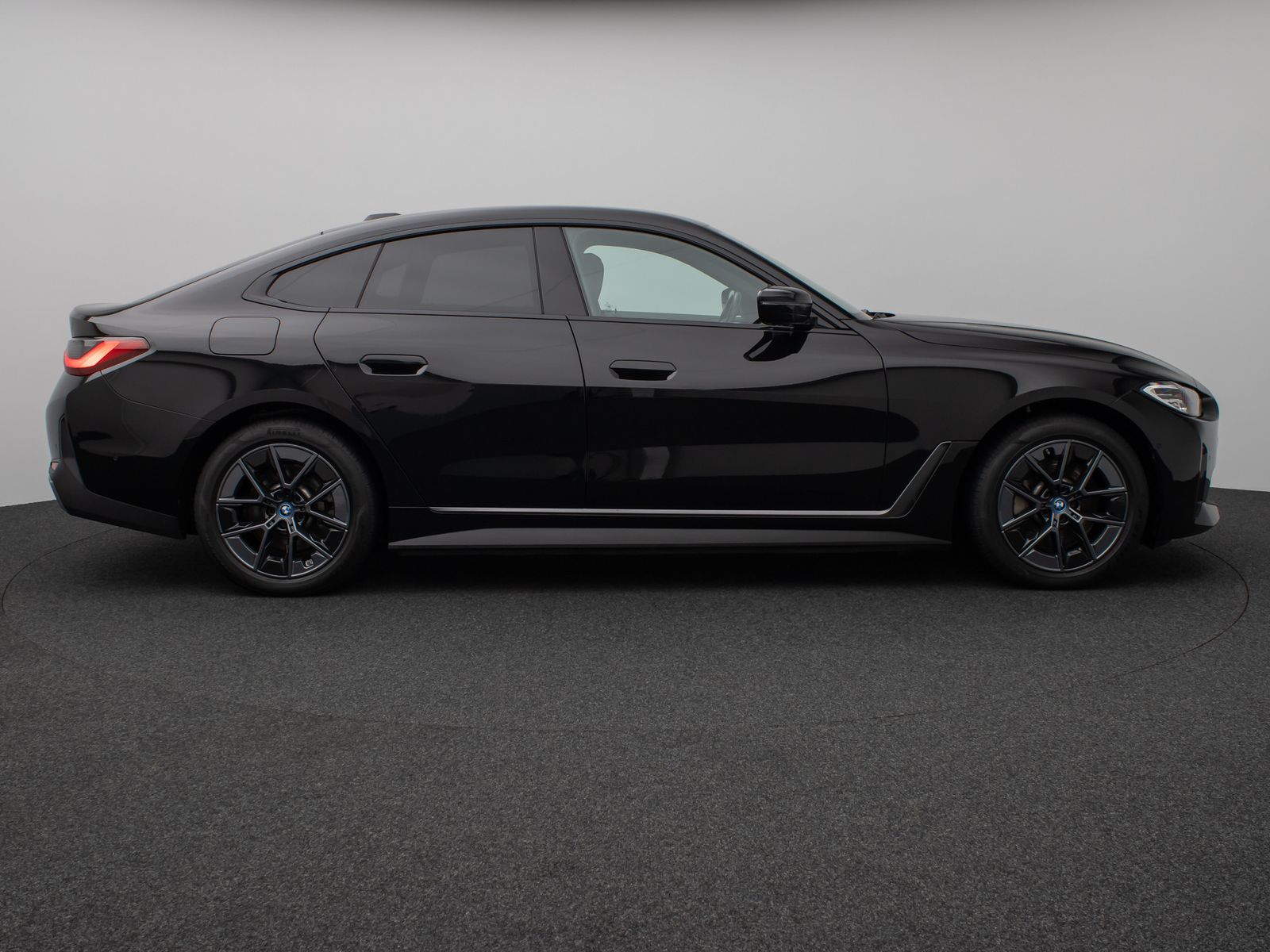 Fahrzeugabbildung BMW i4 eD40 Gran Coupè Kamera DAB CockPit+ Sport LED