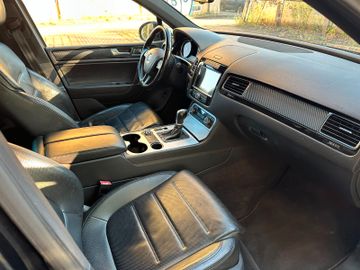 Volkswagen Touareg - 9
