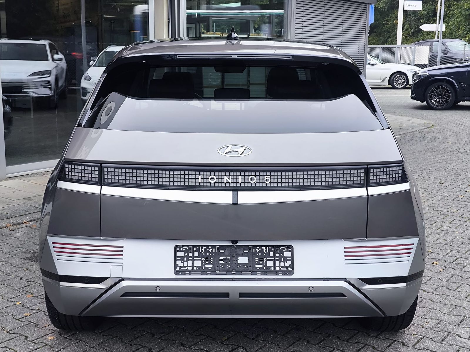 Fahrzeugabbildung Hyundai Ioniq 5 Techniq PANO+NAVI+LED+SHZ+KAMER+ACC+19"+