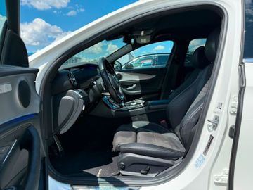 Mercedes E 220 - 12