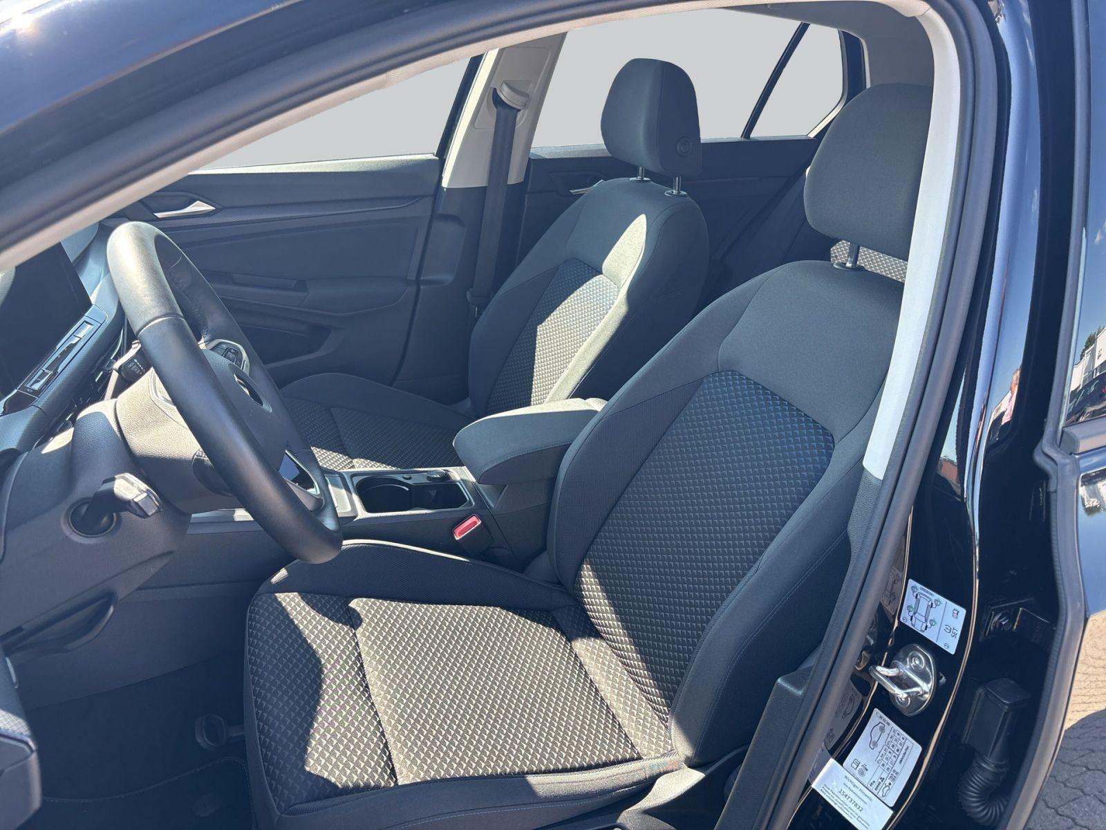 Volkswagen Golf VIII 1.0 TSI United RFK ACC LED NAVI PDC SH, миниатюра 10