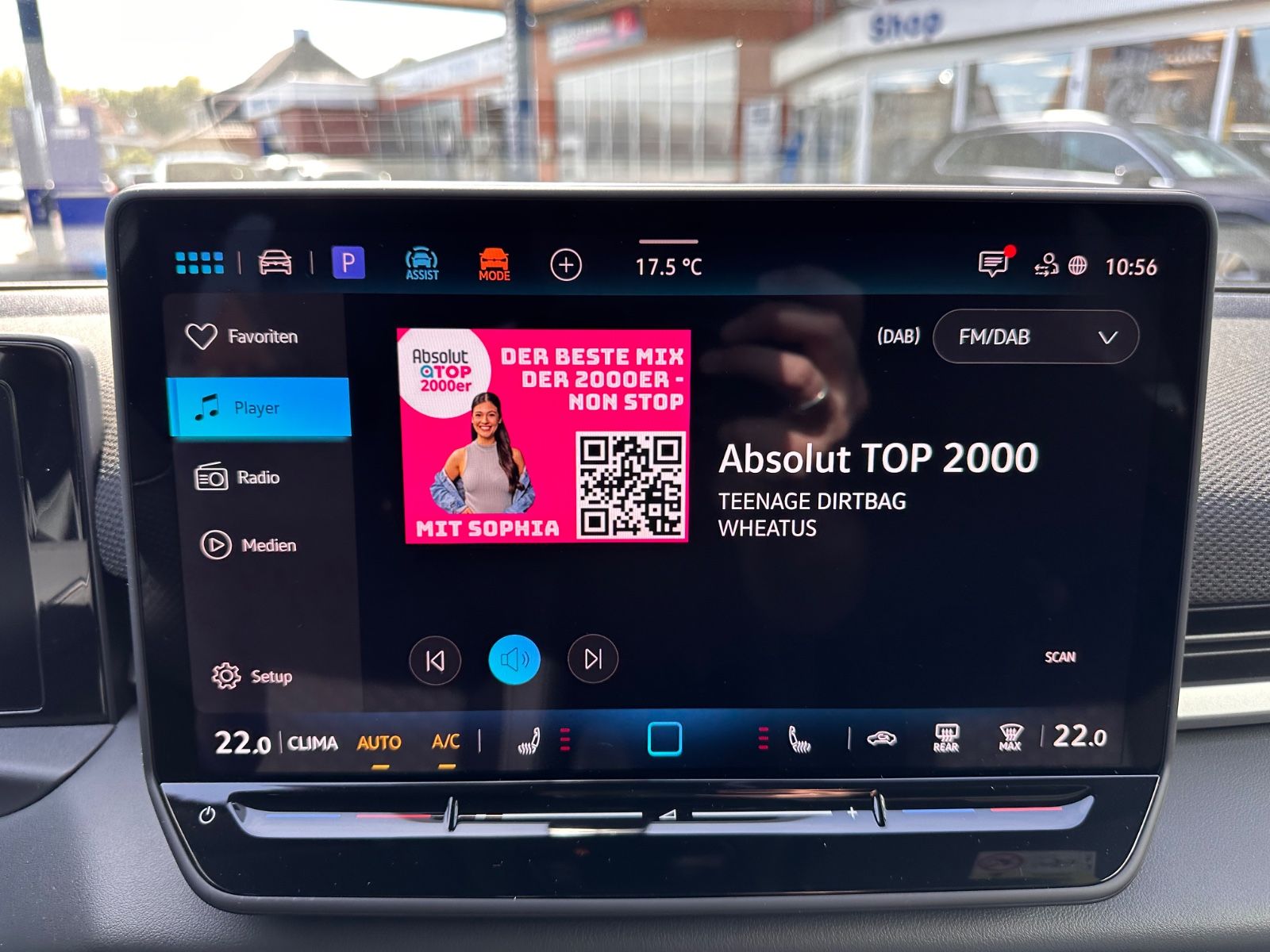 Fahrzeugabbildung Volkswagen T-Roc R Line 1.5 eTSI DSG APP/ACC/AHK/LED/eHeck