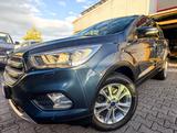 Ford Kuga Titanium/4x4/LED/STHZG/LEDER/1. HAND/ - Ford Kuga: Standheizung