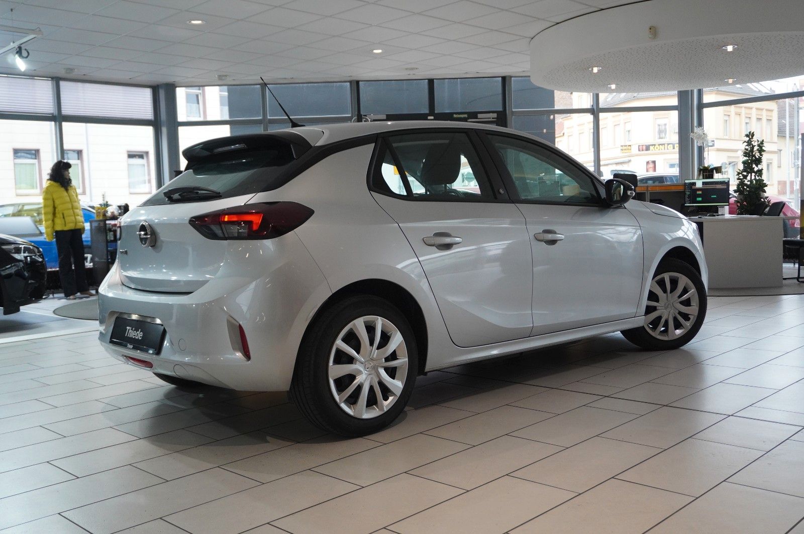 Fahrzeugabbildung Opel Corsa-e F EDITION 7KW NAVI/VIRT/TEMP/DAB/WÄRMEP.