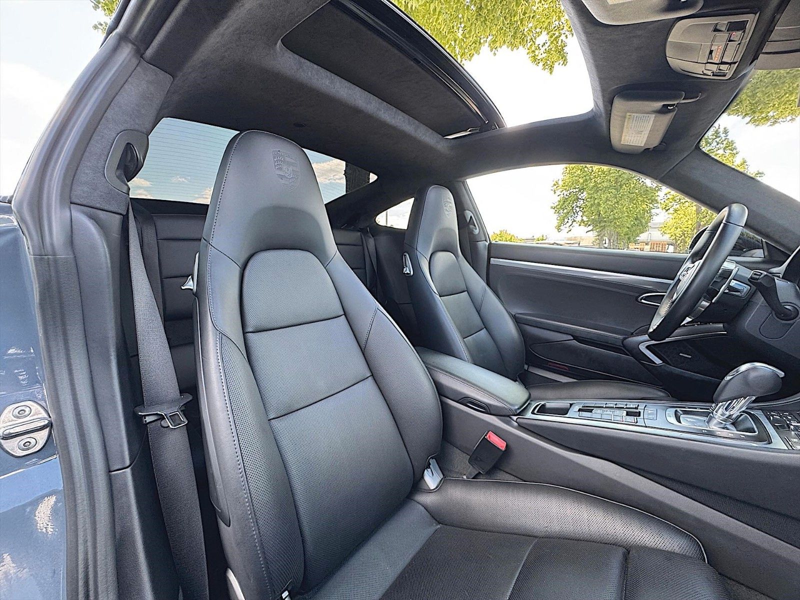 Fahrzeugabbildung Porsche 991.2 911 GTS Carrera 4S *Pano*LED*Keyless*BOSE*