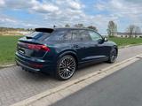 Audi SQ8 UPE169.880*Facelift*Garantie*Standh*Spsitze+ - blaue Audi SQ8