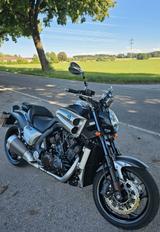 Yamaha VMAX 1700 - Sammlerzustand - TÜV neu - YAMAHA KARDAN
