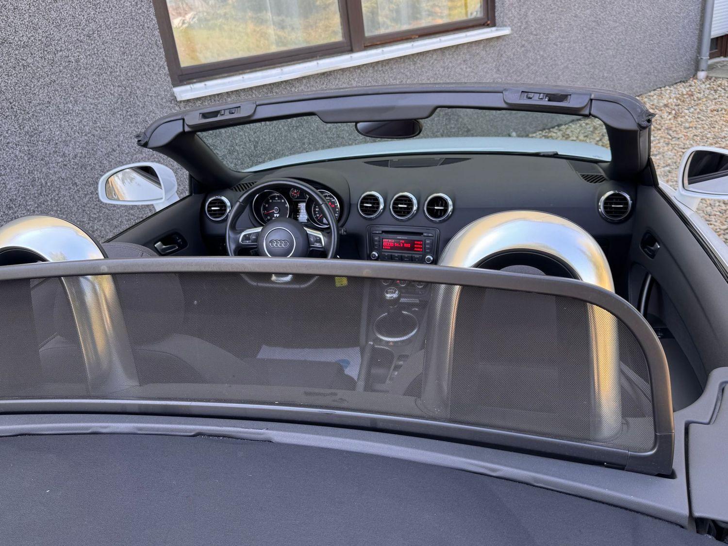 Audi TT 1.8 TFSI Cabrio*2.Hand*TÜV 04/2027