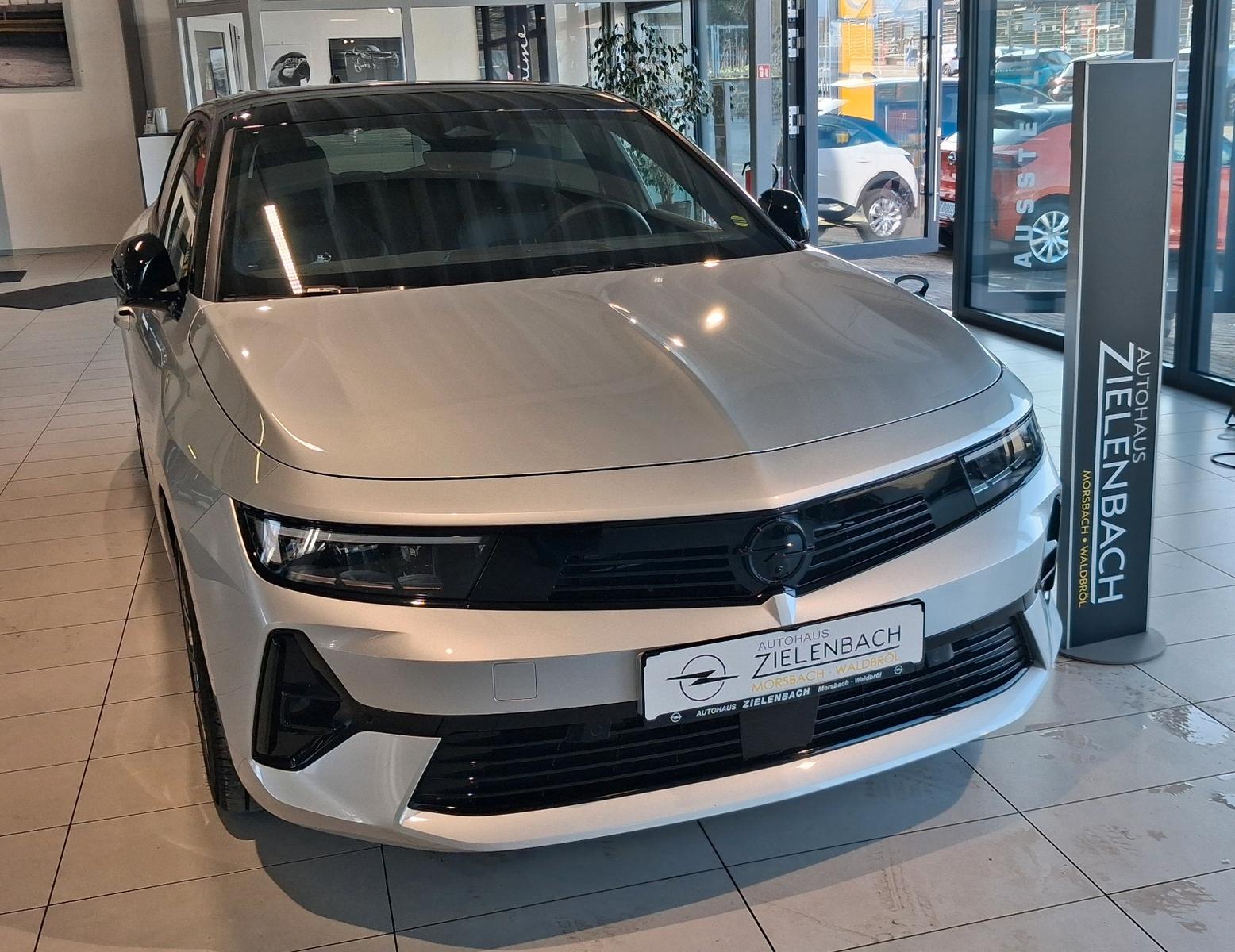 Opel Astra L Sports Tourer GS*1.Hand*