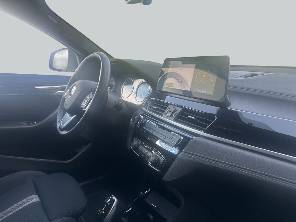 BMW X2 sDrive18i Aut. Advantage Plus LED Head-Up foto 17