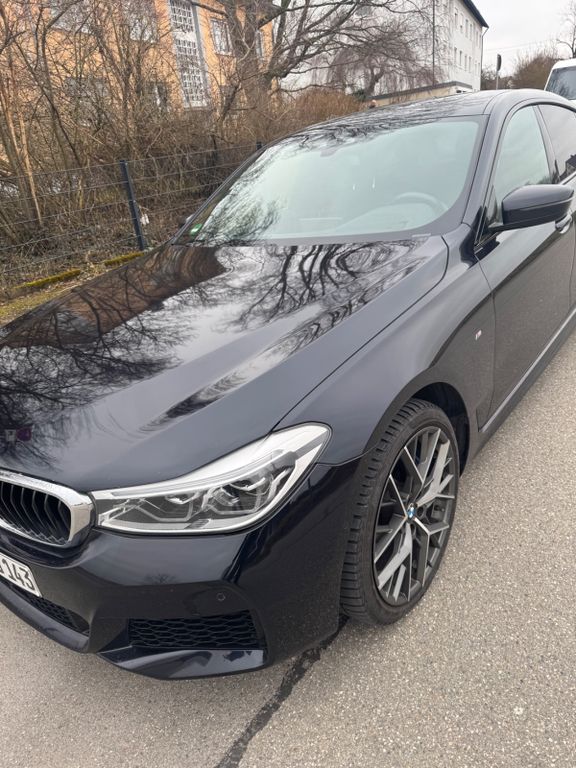 Image of BMW 530
