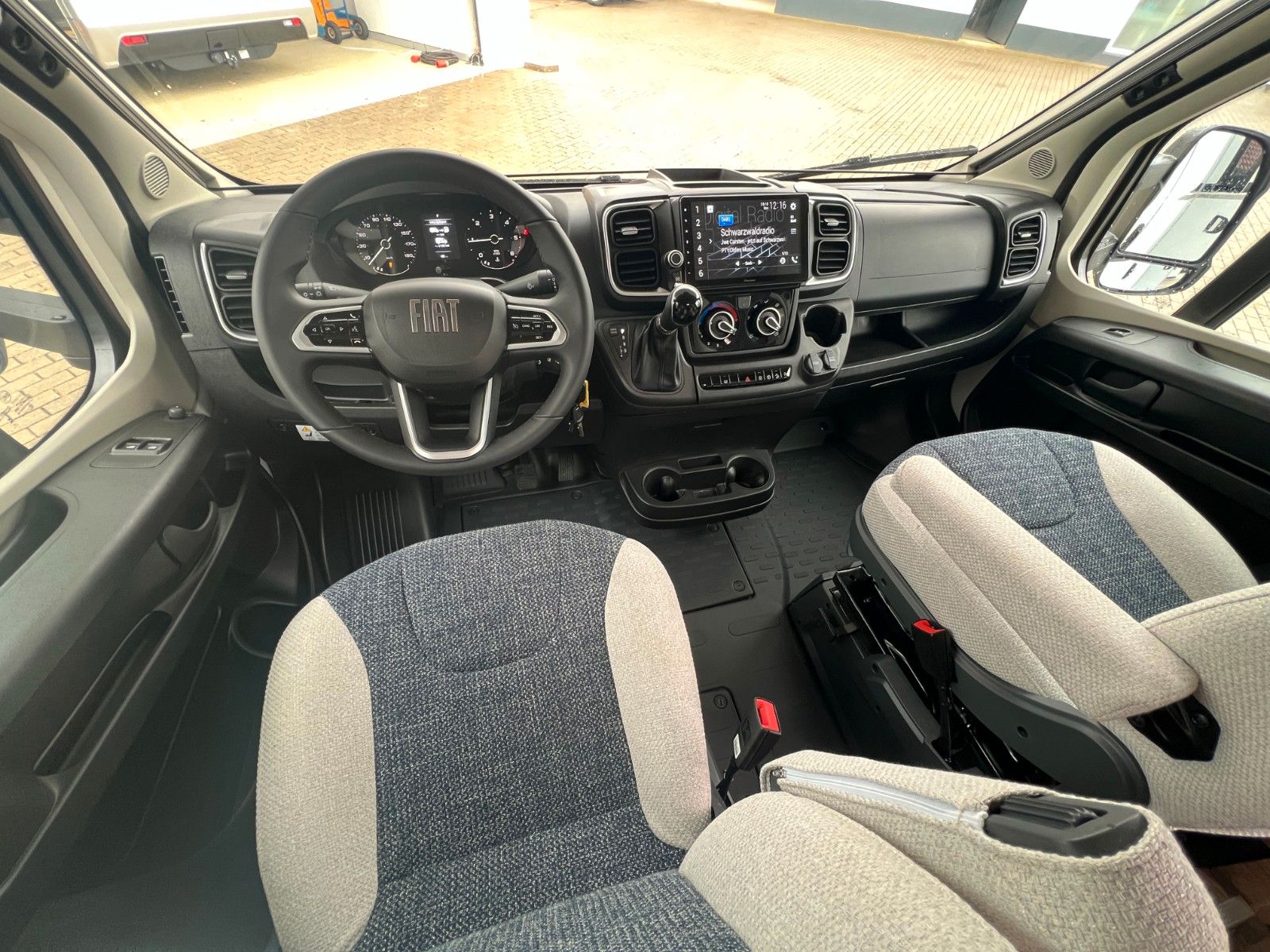 Fahrzeugabbildung Weinsberg CaraHome 650 MEG