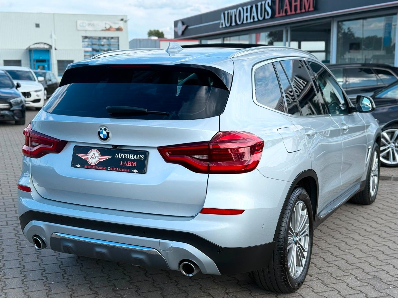 BMW X3 xDrive 30 d Luxury Line PANO LEDER HEAD UP foto 5