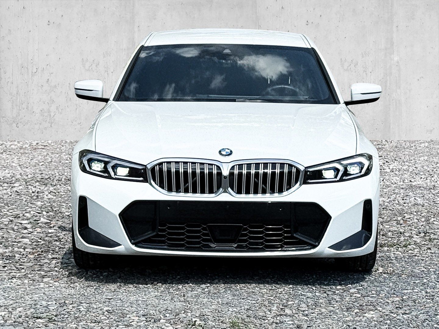 BMW 330 - Bild 3