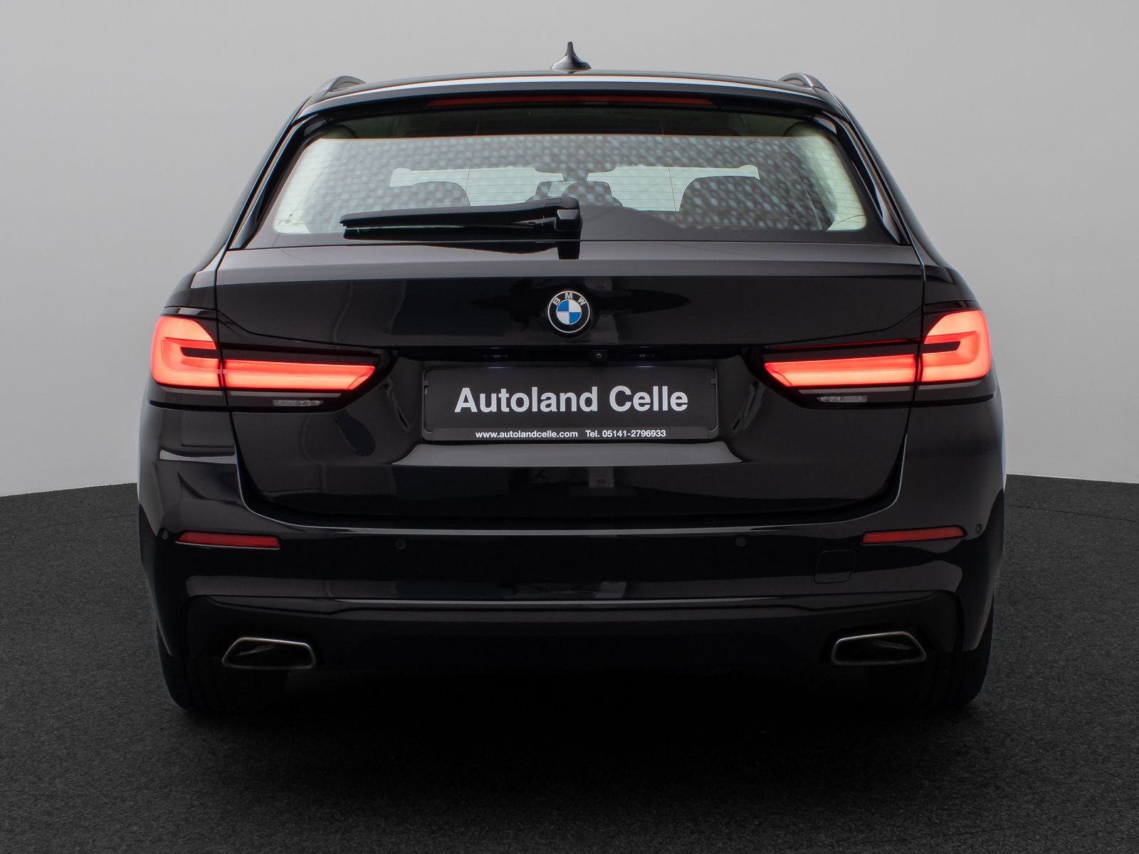 Fahrzeugabbildung BMW 530d xD Kamera HUD 4xKlima Komfort Alarm Sport
