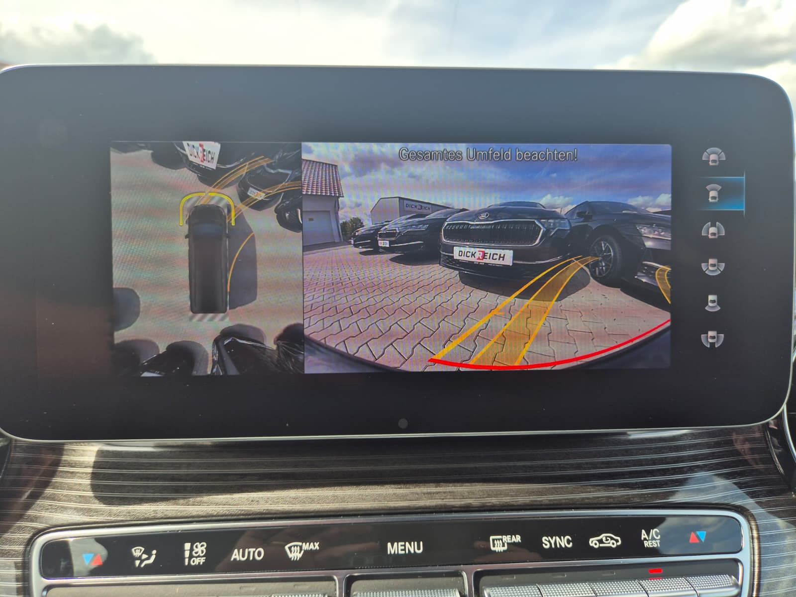Fahrzeugabbildung Mercedes-Benz V 250 d AVANTGARDE extralang LEDER*LED*BUR*DISTR