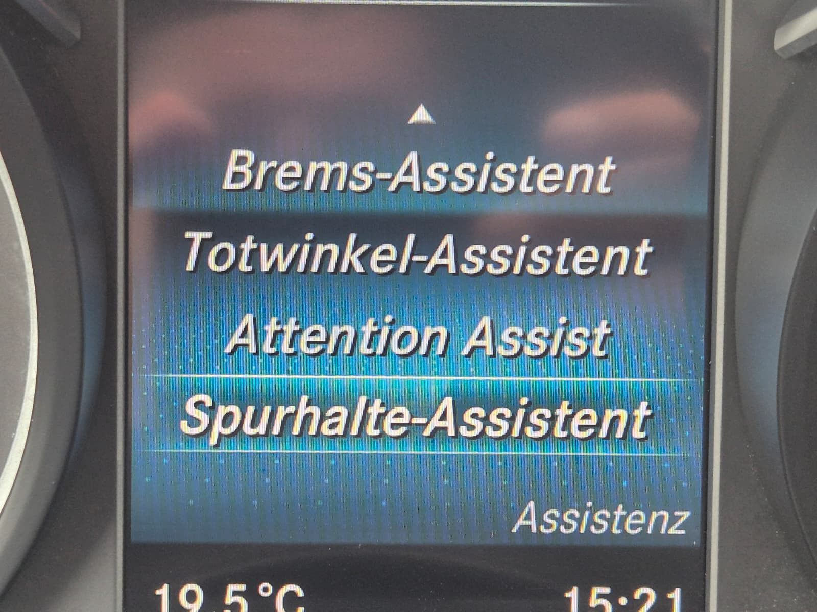 Fahrzeugabbildung Mercedes-Benz V 300 d 4MATIC lang AMG PANO*Mittelkonsole*AHK