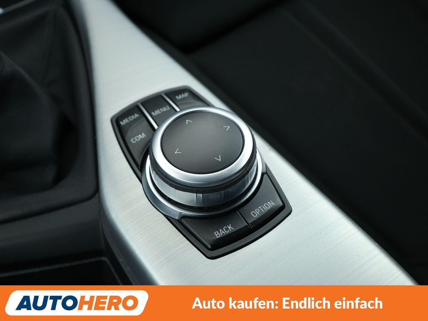 BMW 118i Edition M Sport Shadow *NAVI*LED*TEMPO*PDC*