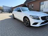 Mercedes-Benz C 220 d 4MATIC T Autom. - - Mercedes-Benz C 220 von privat