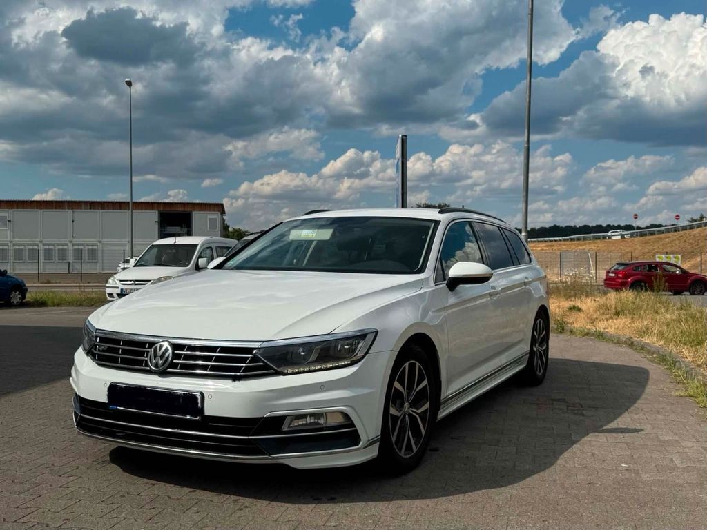 Image of Volkswagen Passat