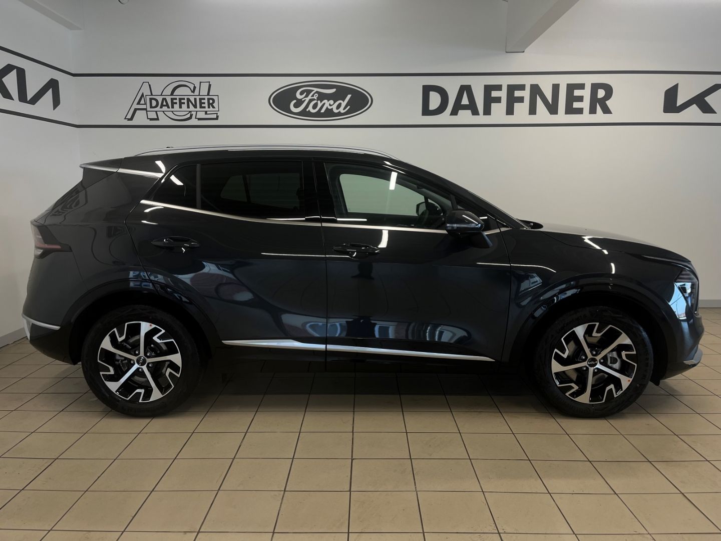 Fahrzeugabbildung Kia Sportage Spirit 1.6 T-GDI 48 V P5 Paket P3 Paket
