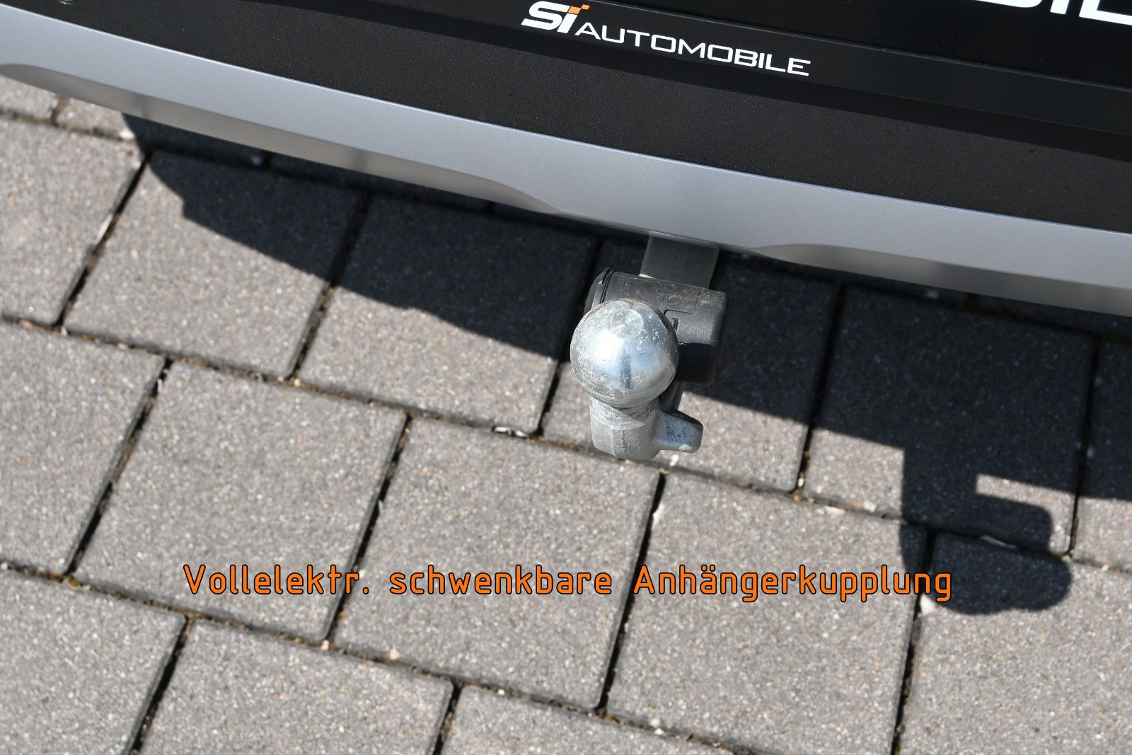 Fahrzeugabbildung BMW X4 xDr.30d °ACC°AHK°IND.MERINO-LEDER°STANDHEIZ.°