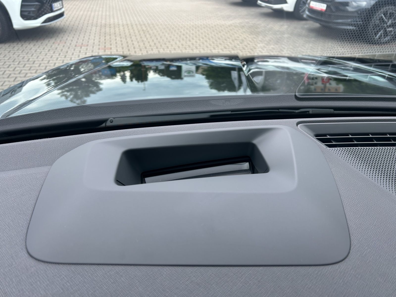 Fahrzeugabbildung SKODA Kodiaq 2.0 TDI 4x4 Sportline MATRIX AHK