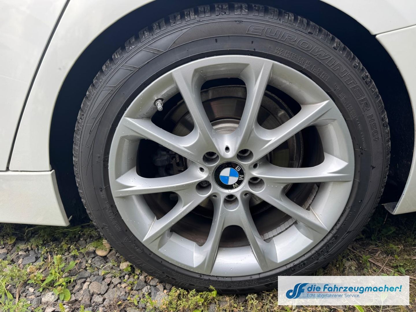 Fahrzeugabbildung BMW 320 d Touring M Paket Optik AHK-klappbar El. Pan