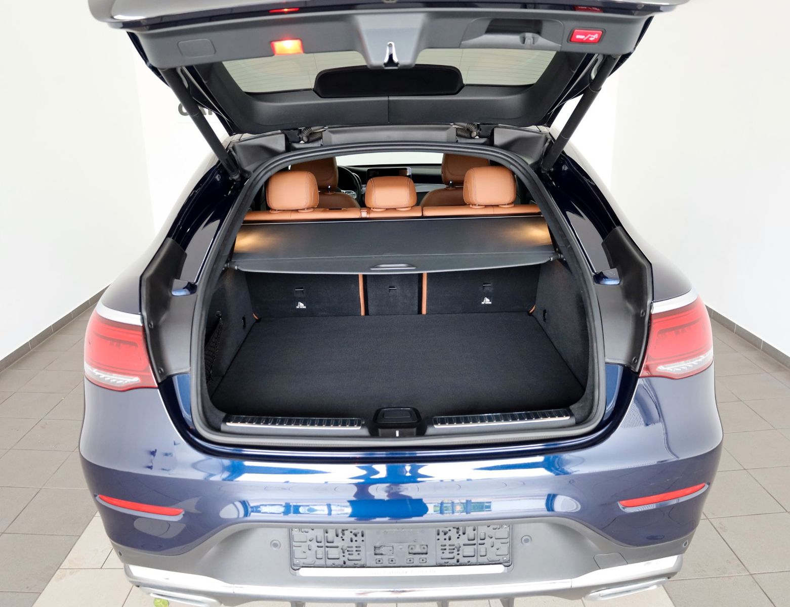 Fahrzeugabbildung Mercedes-Benz GLC 200d COUPE AMG Line Leder,Navi,LED,Kamera,SD