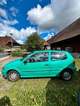 Volkswagen VW Polo Volkswagen in Grün/Türkis mit TÜV - gebrauchte VW Polo aus dem Jahr 1994