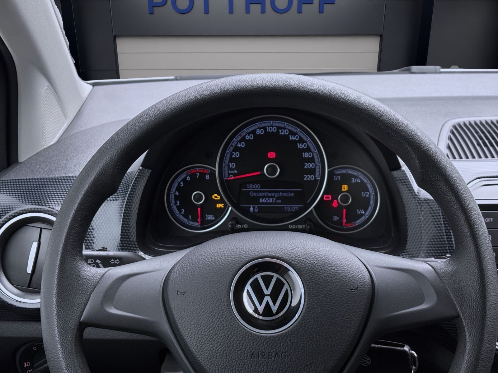 Volkswagen up! - Bild 12