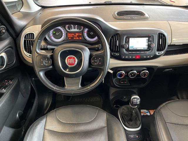 Fiat 500L Trekking *PANORAMAGLASDACH*NAVI*VOLLLEDER*