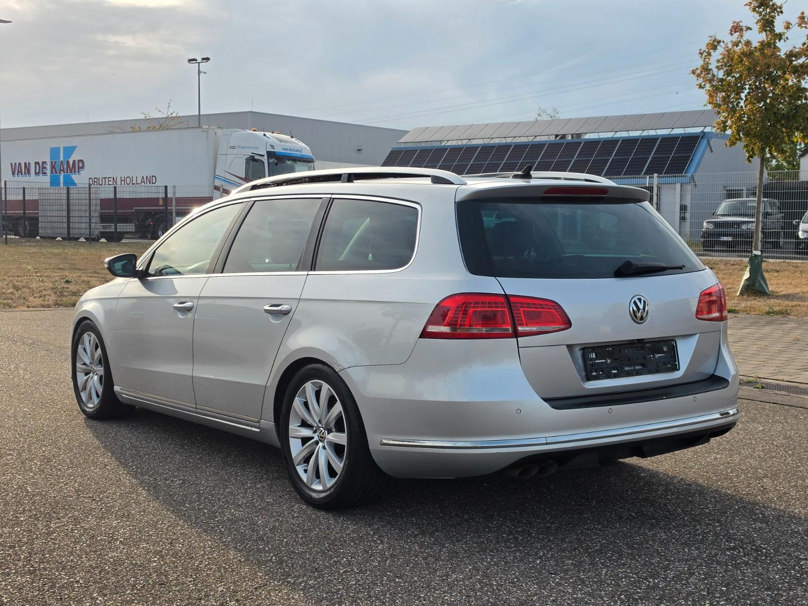 Volkswagen Passat 2012 — photo 5