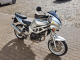 Suzuki SV 650 V-TWIN SPORT sehr gepflegt  - SUZUKI 2002 SV650S
