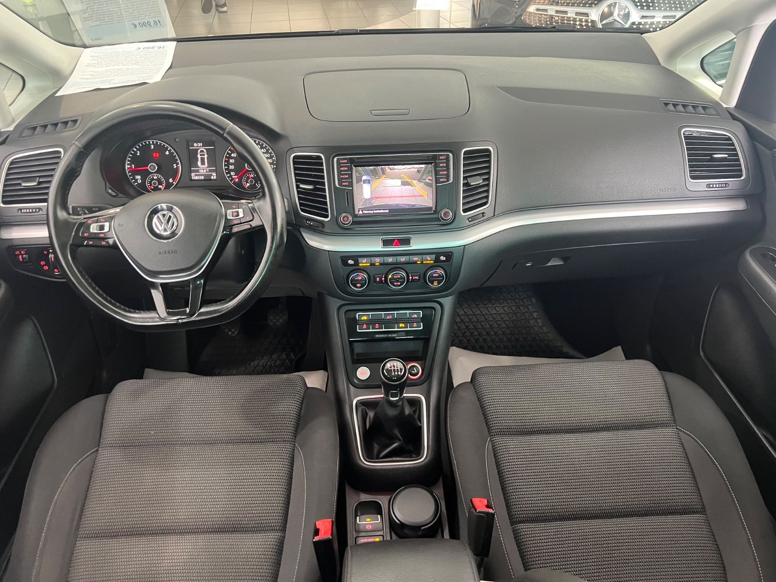 Fahrzeugabbildung Volkswagen Sharan 2.0 TDI Comfortline * PANO* R.KAMERA *AHK