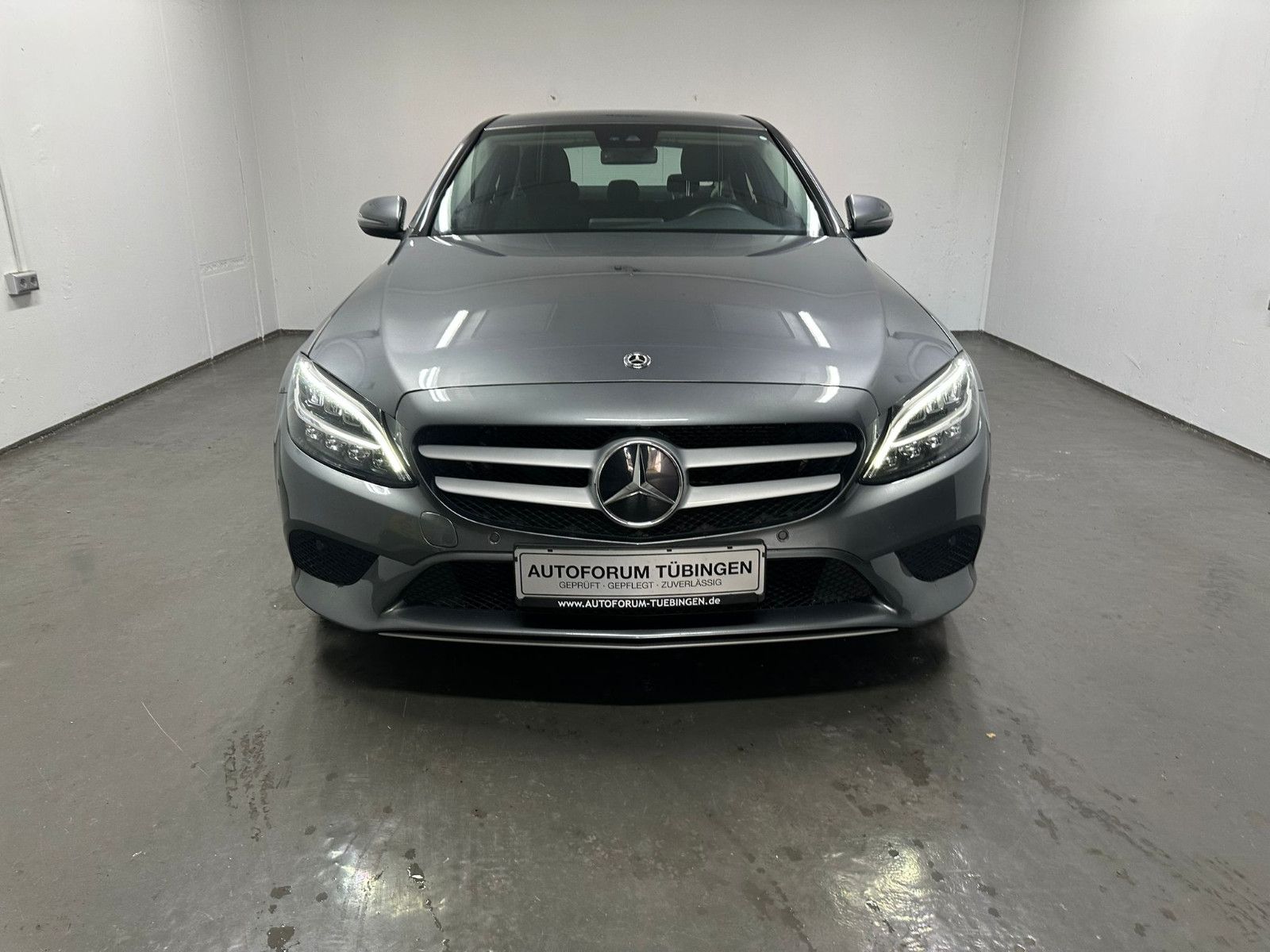 Fahrzeugabbildung Mercedes-Benz C 200 d LIMO*SH*NAVI*TEMPO*KLIMA*LED*
