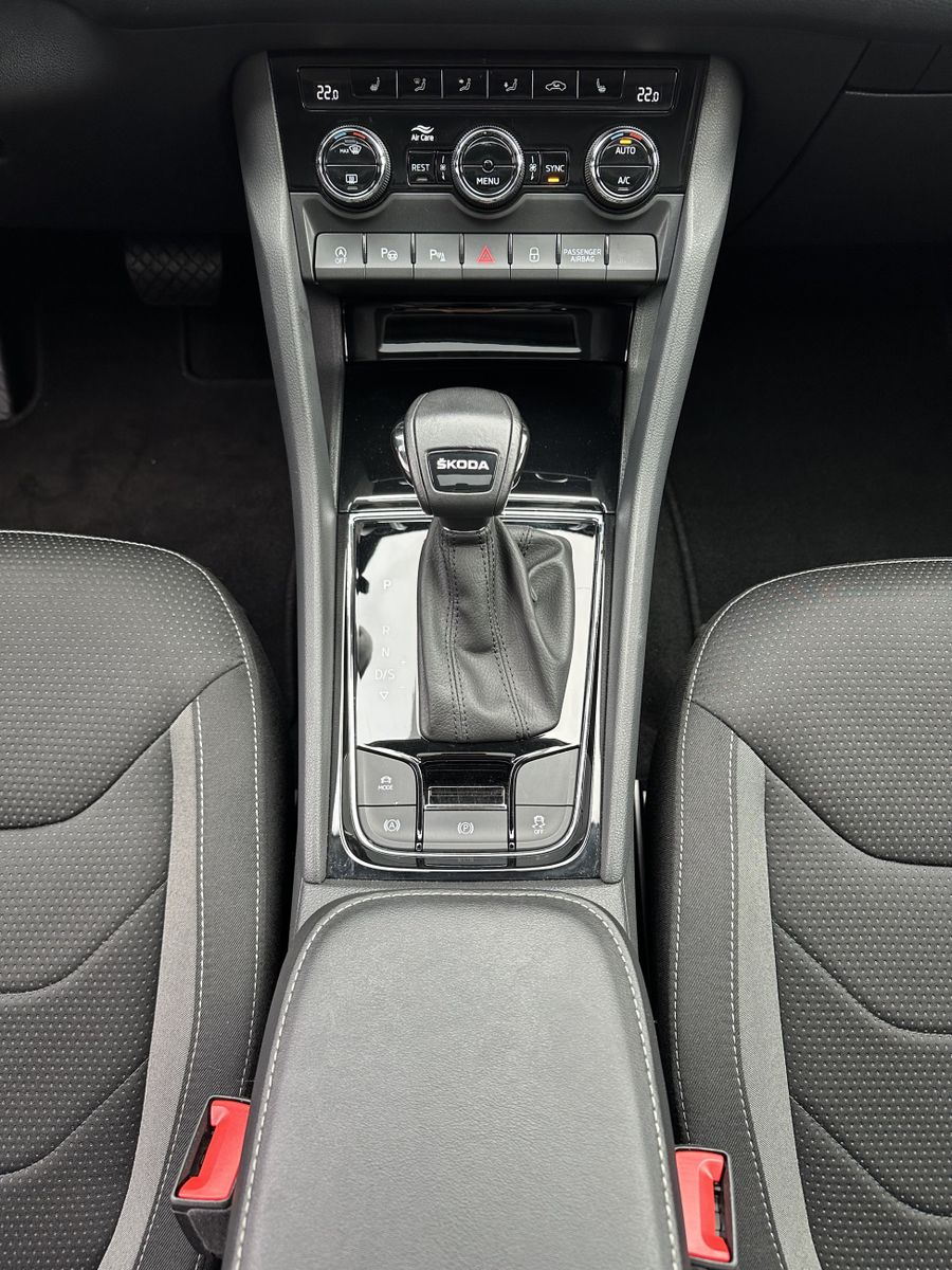 Fahrzeugabbildung SKODA Kodiaq 2.0 TDI DSG Tour NAV+LED+AHK+PANO+19ZO+VC