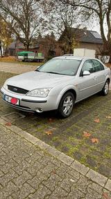 Ford Mondeo 2.5 V6 Ghia X 5-Tronic Ghia X - Ford Mondeo: Ghia X
