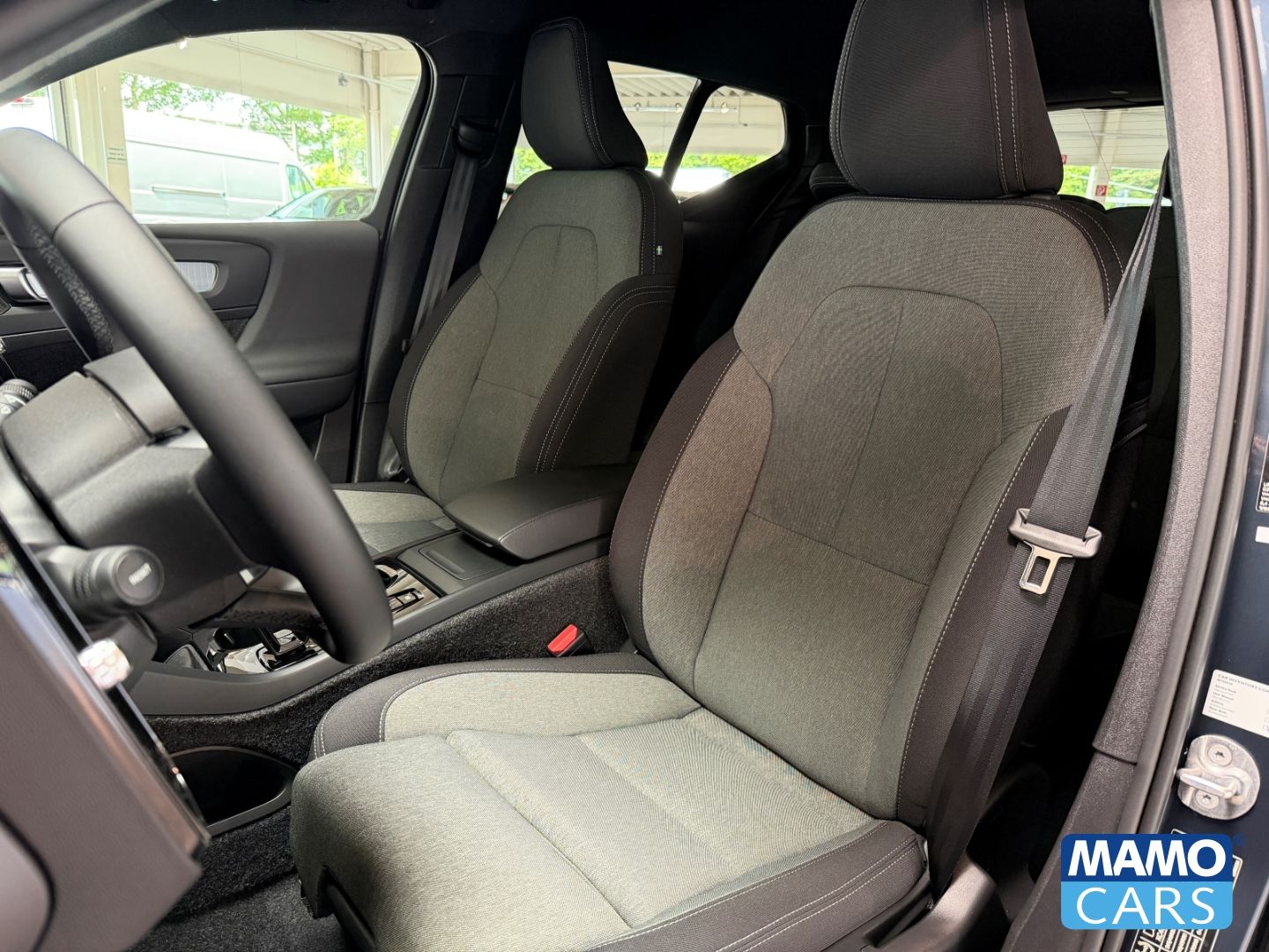 Volvo XC40 B4 Plus Black Edition ACC/BLIS/360°/H&K/STH foto 13