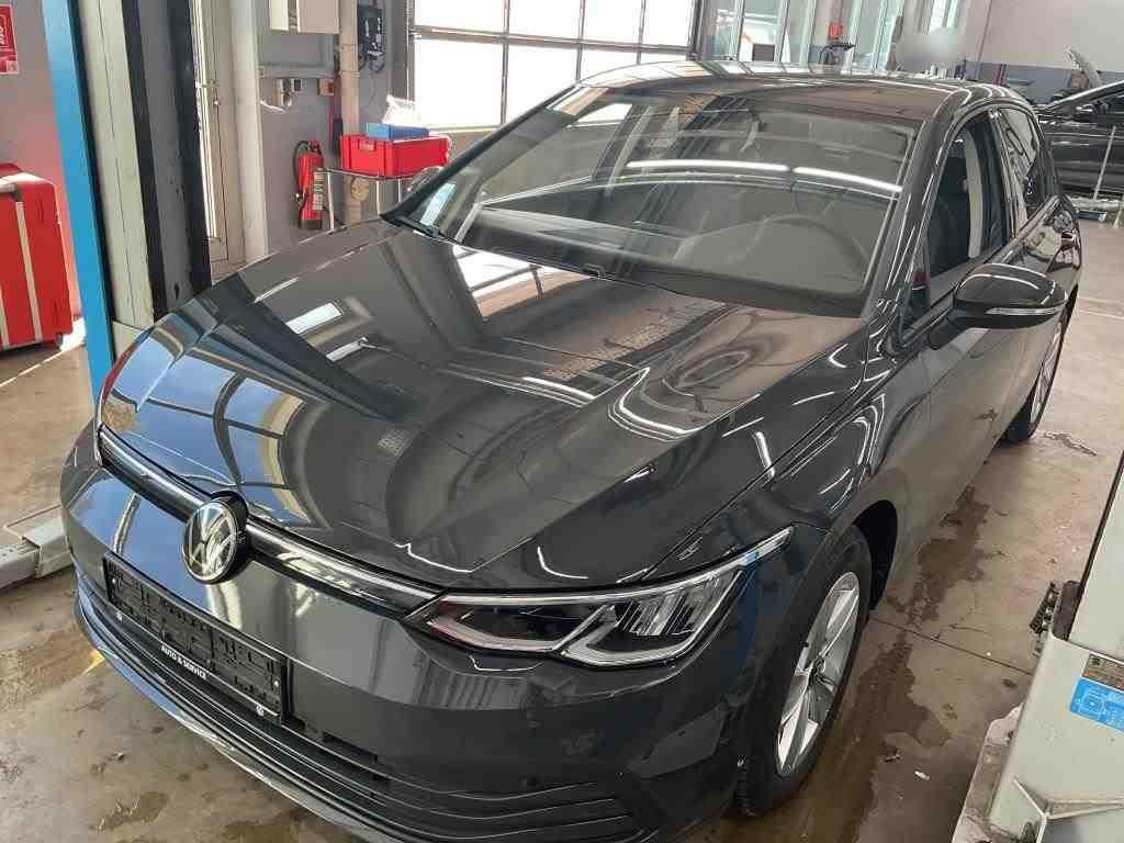 Volkswagen Golf VIII 1.0 eTSI Navi, DSG, ACC