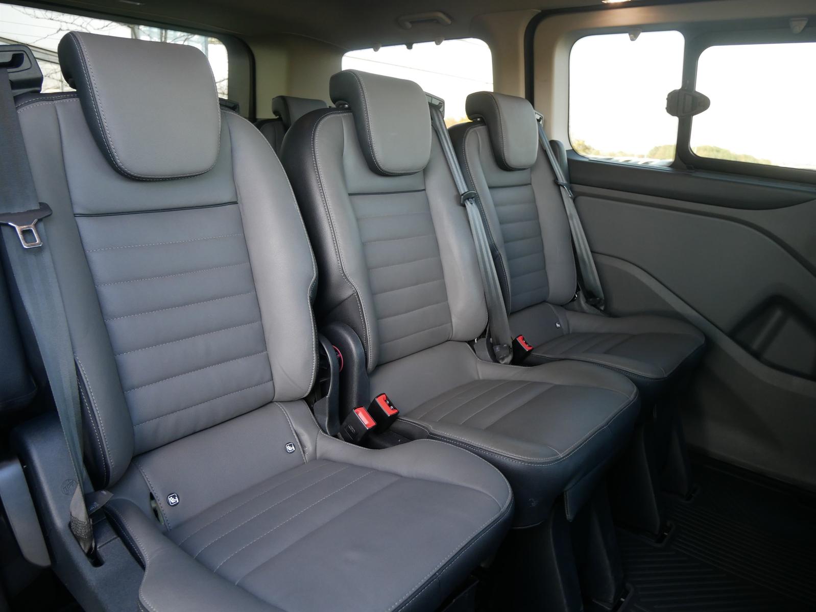 Ford Tourneo Custom 320 L1H1 VA Autm. Titanium X AHK