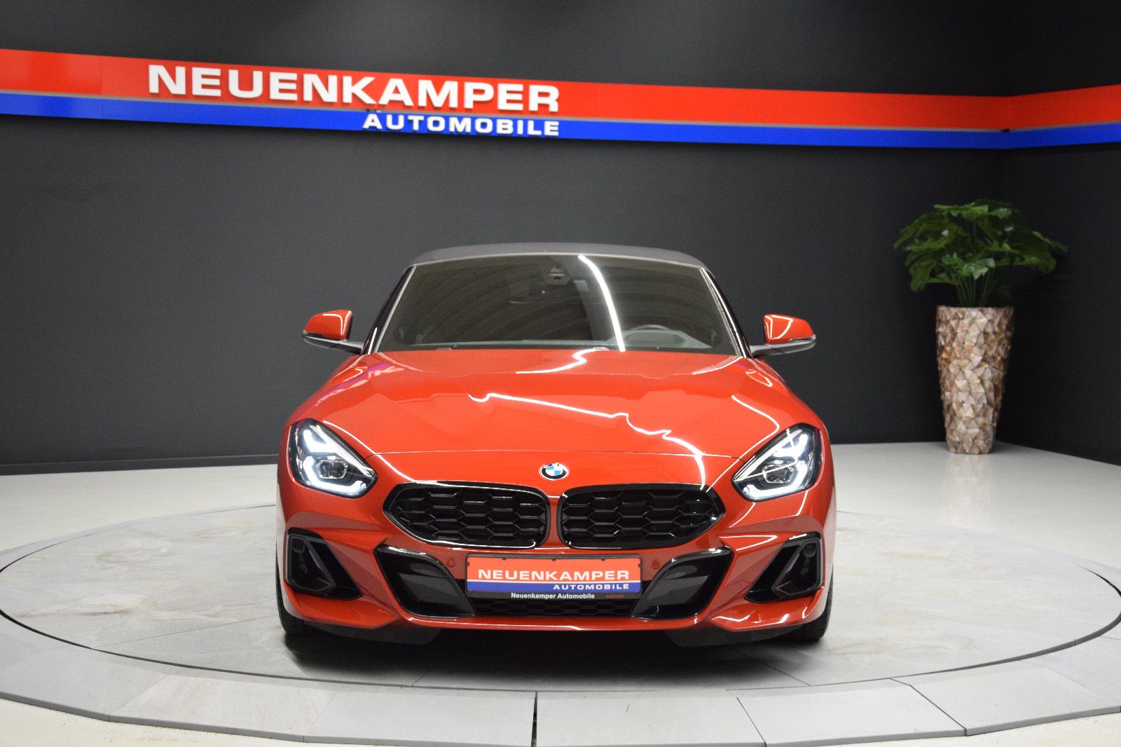 Fahrzeugabbildung BMW Z4 Roadster sDrive 20 i M-Sport Leder HuD Kamera
