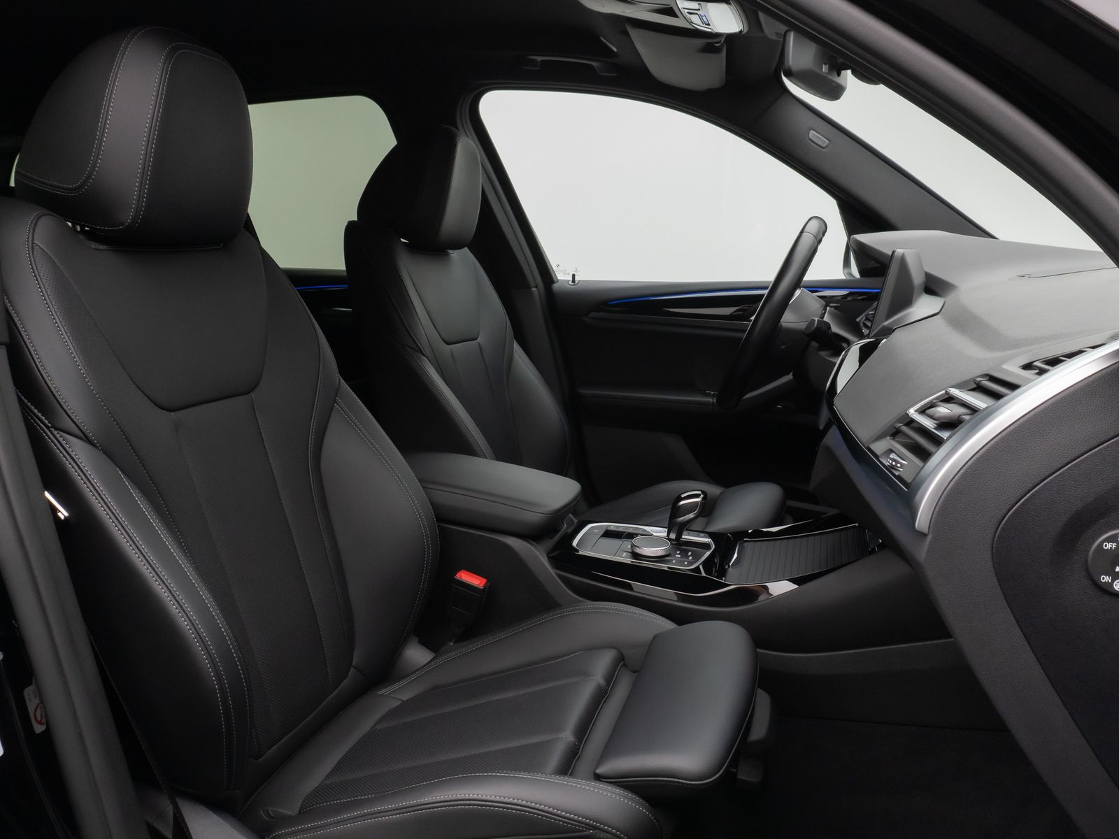 Fahrzeugabbildung BMW X3 xD20d Kamera DAB H/K M Sportfahrwerk 19Zoll